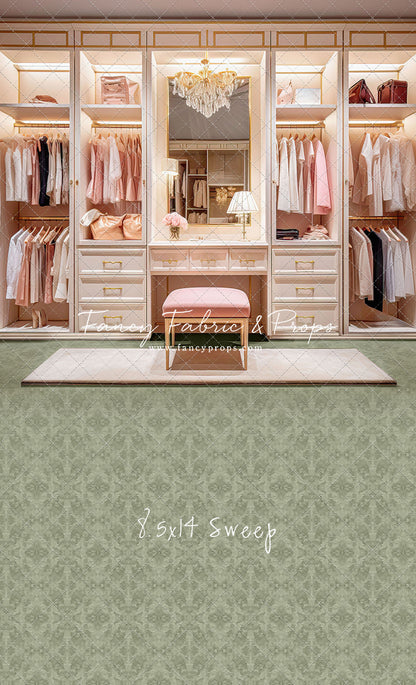 Boss Babe Closet - Green Carpet - With Sweep Option