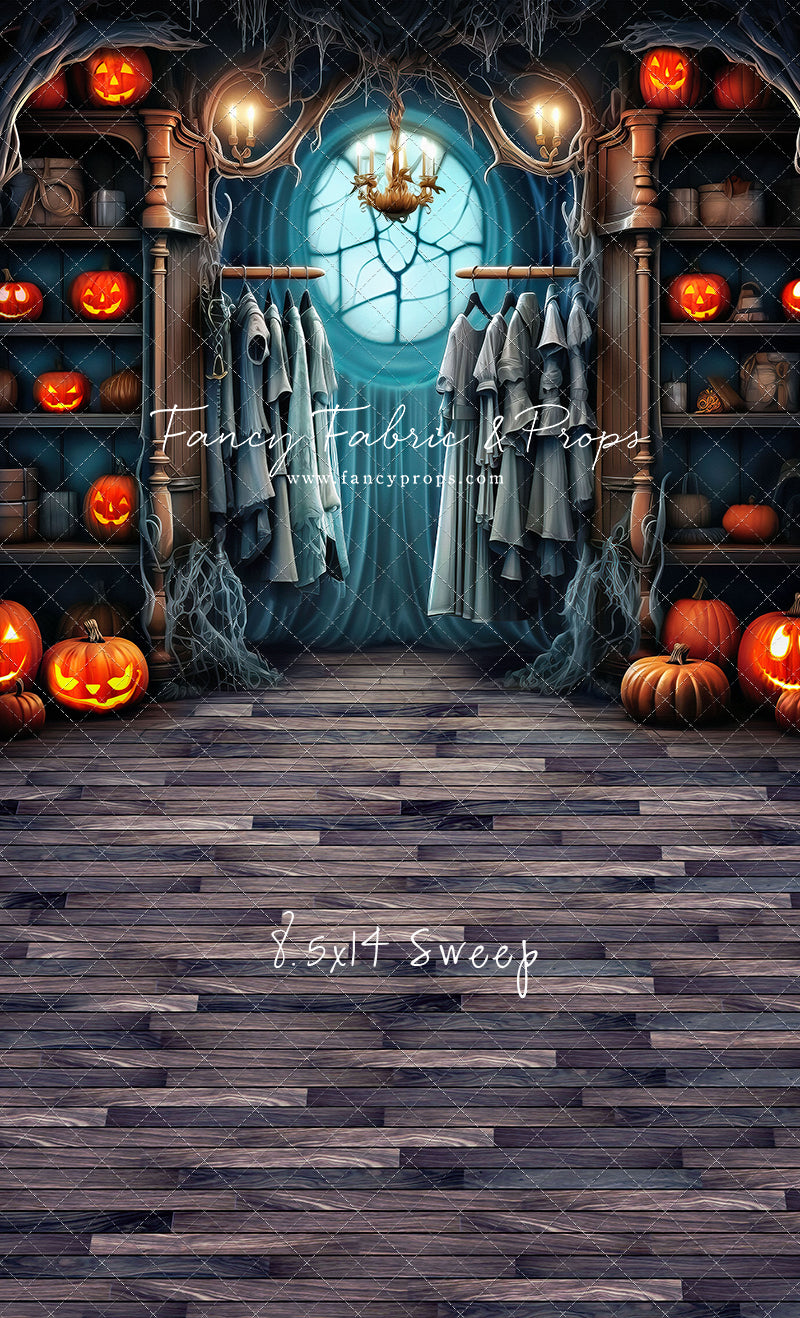 Haunted Wardrobe -Grey Floor - With Sweep Option