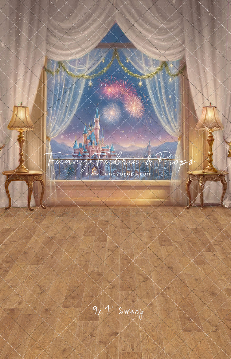 Holiday Royal Retreat - White Room - With Sweep Option