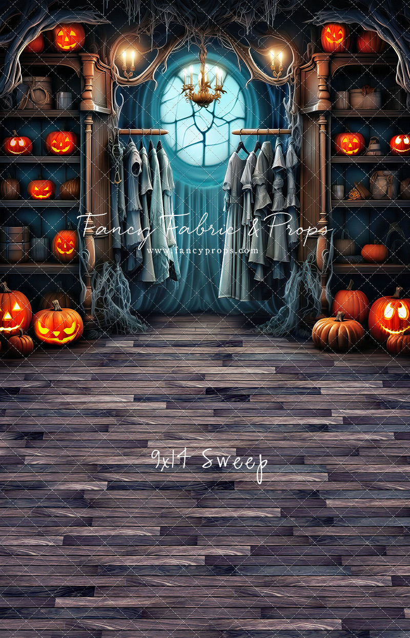 Haunted Wardrobe -Grey Floor - With Sweep Option