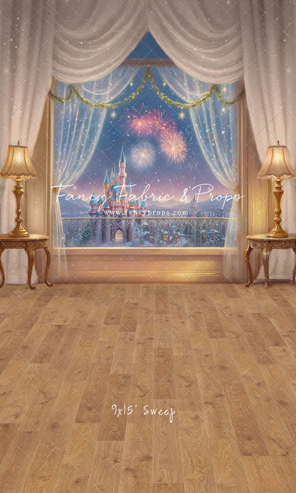 Holiday Royal Retreat - White Room - With Sweep Option