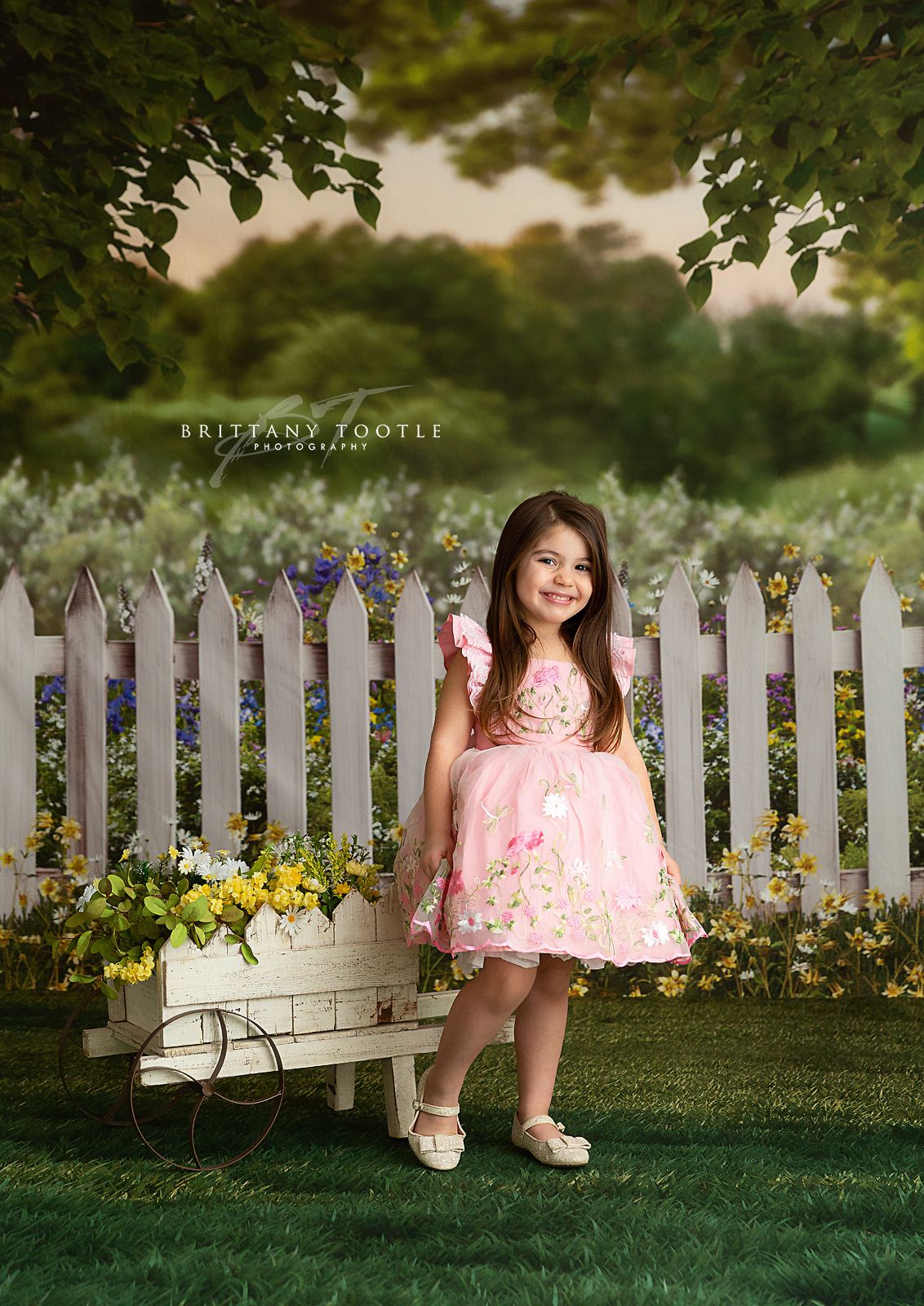 Splendid Spring Pickett Fence