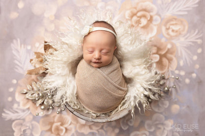 Golden Winter Blooms - Petite