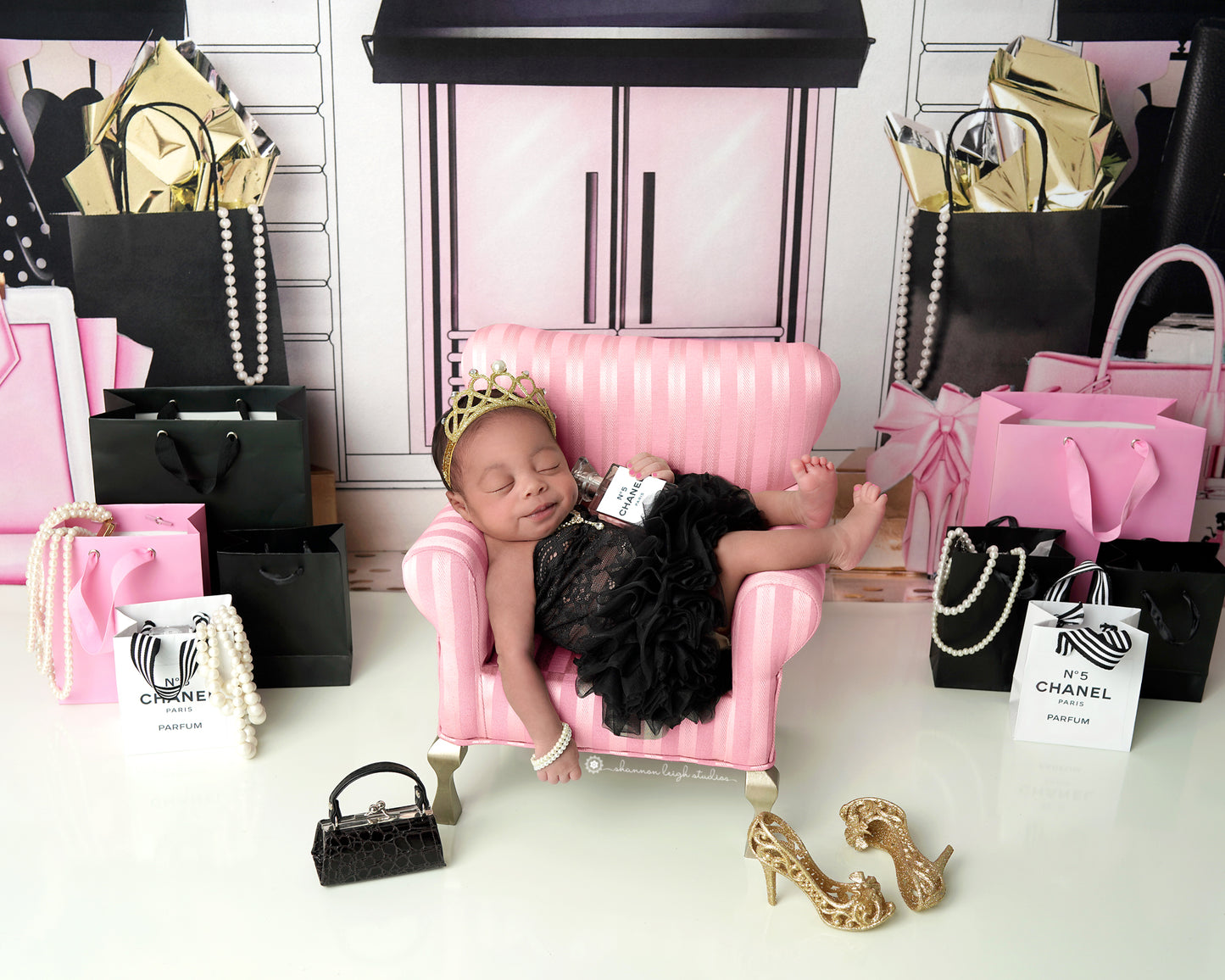 Perfume & Pearls 60x50" - Littles Collection