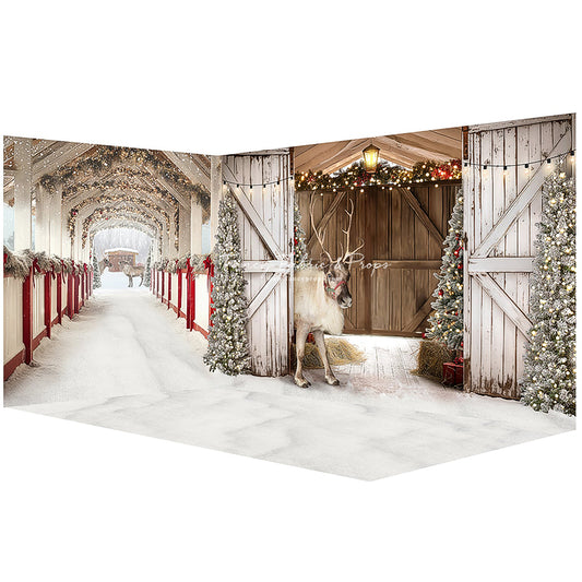 St Nick's Stable - WITH Reindeer - Room