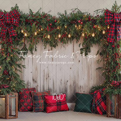 Classic Christmas Garland Wall - With Sweep Option
