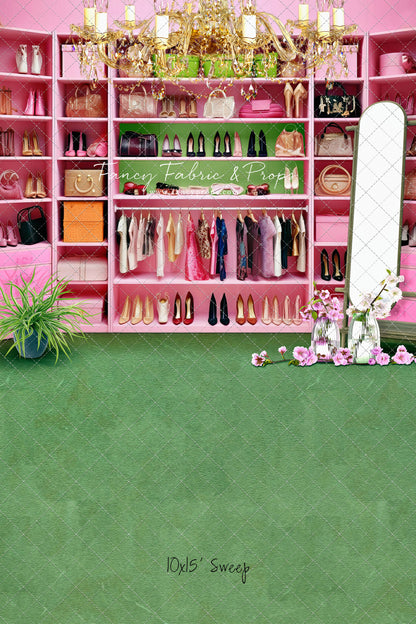 Nikki's Closet - Green Carpet - With Sweep Option