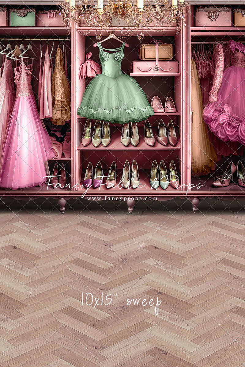 Barbie's Fabulous Wardrobe - Green Dress Option - With Sweep Option