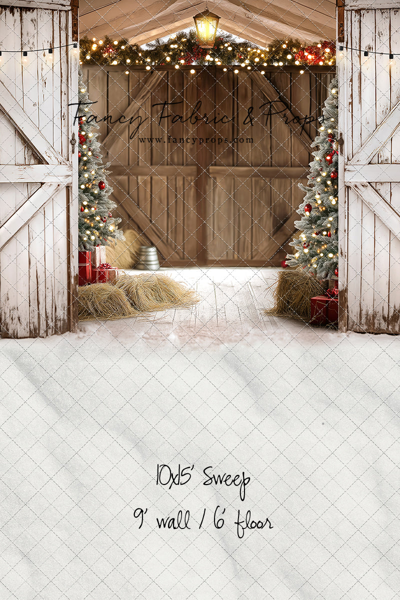 St Nick's Stable - No Reindeer - With Sweep Option