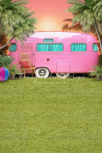 Barbie's Glamper Getaway - Grass Floor - With Sweep Option