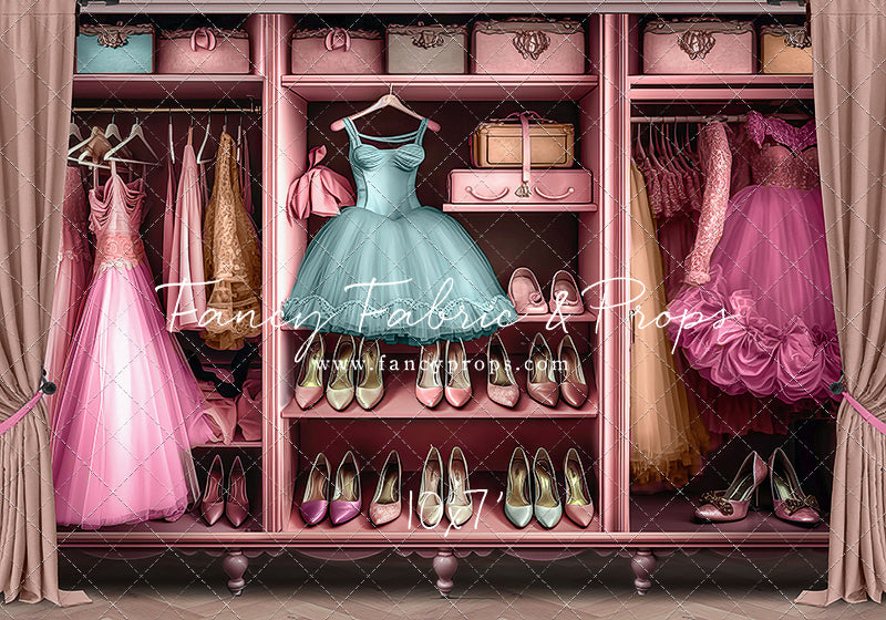 Barbie's Fabulous Wardrobe - Blue Dress Option - With Sweep Option