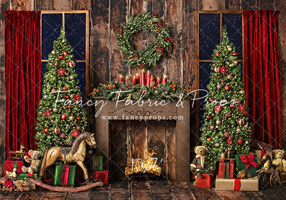 Classic Christmas Fireplace - Room