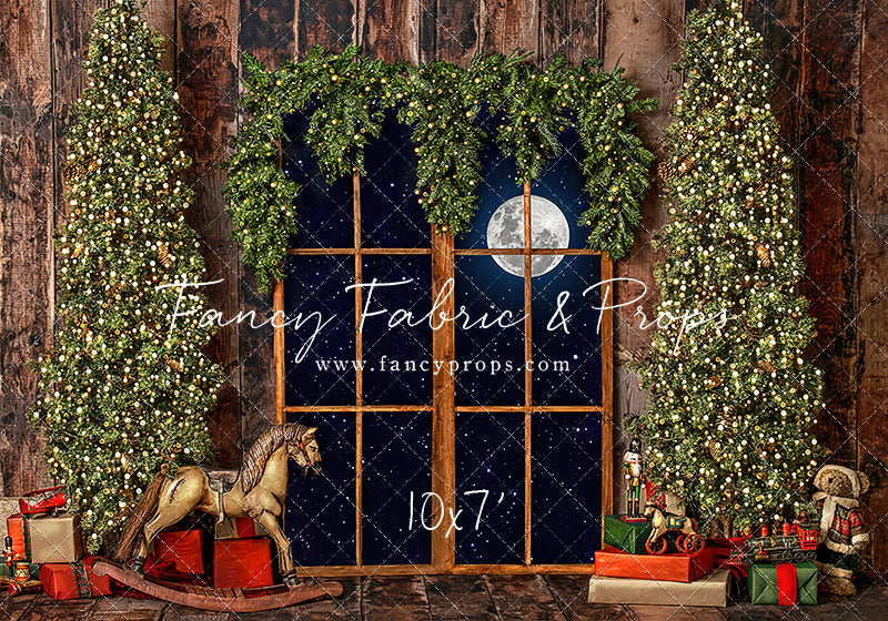 Classic Rustic Window With Trees - Room