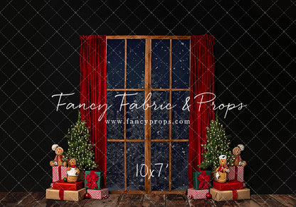 Gingerbread Mantle Window