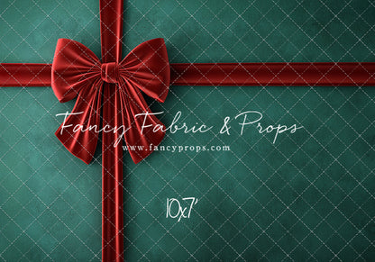 Holly & Velvet - With Sweep Option