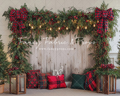 Classic Christmas Garland Wall - With Sweep Option