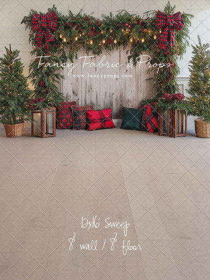 Classic Christmas Garland Wall - With Sweep Option