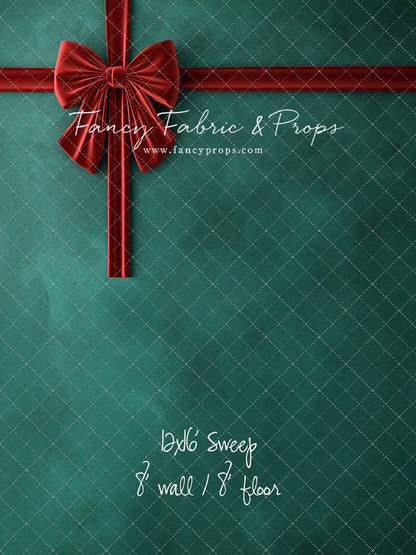 Holly & Velvet - With Sweep Option