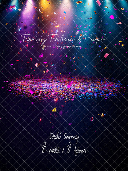 Spotlight Parade - With Sweep Option