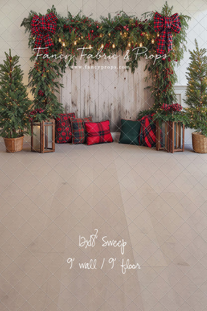 Classic Christmas Garland Wall - With Sweep Option