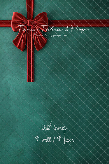 Holly & Velvet - With Sweep Option