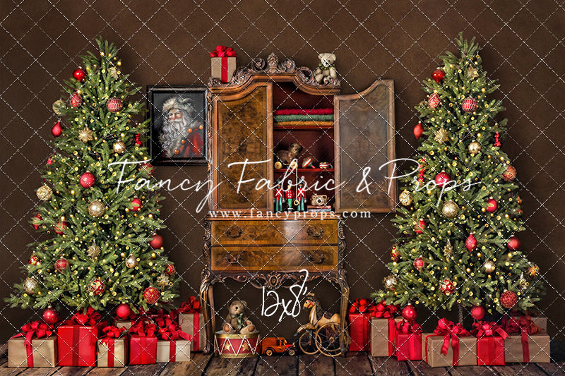 Cabinet of Yuletide Wonder