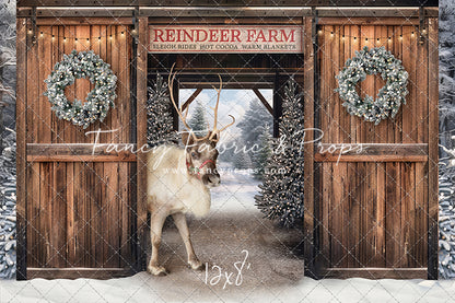 Snowy Mountain Reindeer Farm - With Reindeer - Room