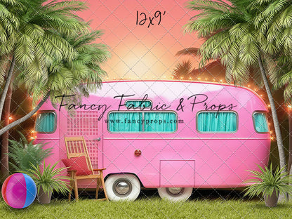 Barbie's Glamper Getaway - Grass Floor - With Sweep Option