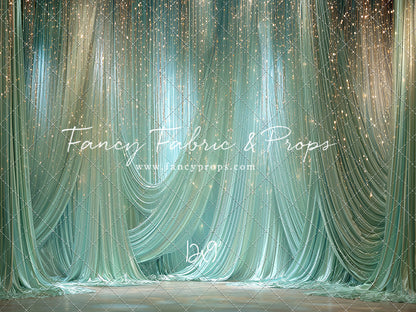 Center Stage Magic - With Sweep Option