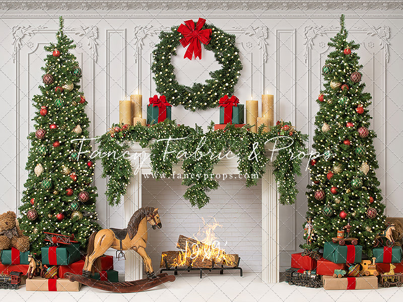 Classic Christmas Mantle