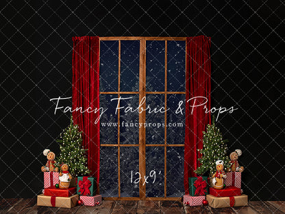 Gingerbread Mantle Window