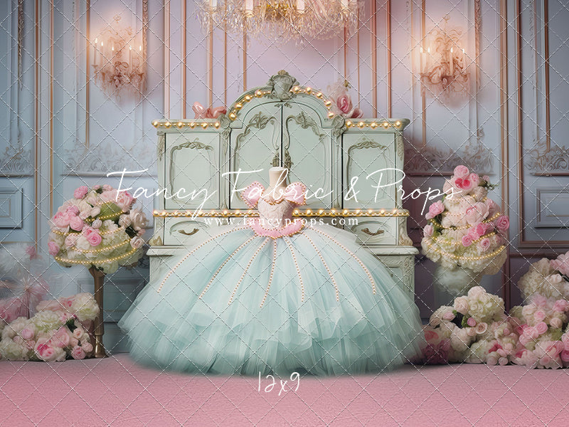 Miss Charlotte - Pink Carpet - With Sweep Option