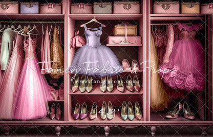 Barbie's Fabulous Wardrobe - Purple Dress Option - With Sweep Option