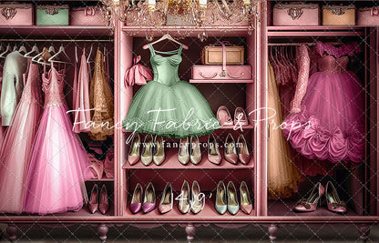 Barbie's Fabulous Wardrobe - Green Dress Option - With Sweep Option