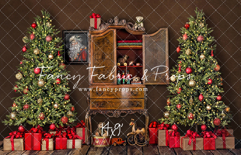 Cabinet of Yuletide Wonder