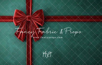 Holly & Velvet - With Sweep Option