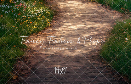 Summer Valley Hiking Trail Floor