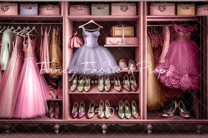 Barbie's Fabulous Wardrobe - Purple Dress Option - With Sweep Option