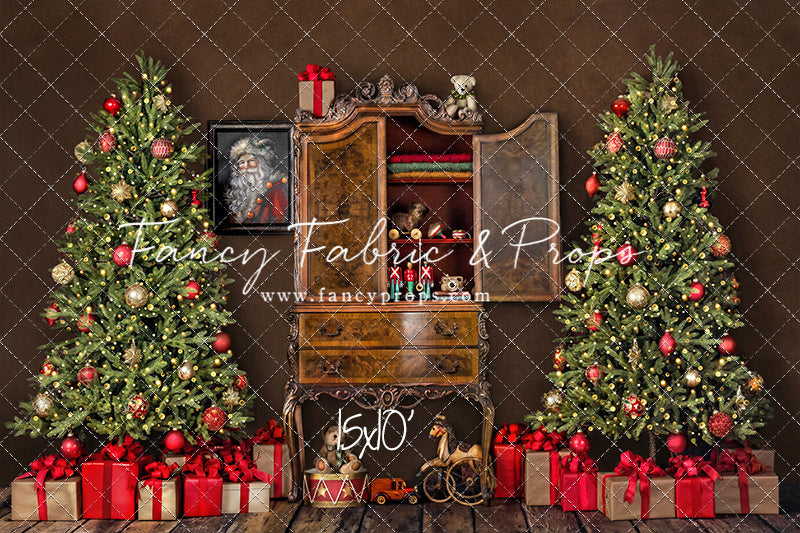 Cabinet of Yuletide Wonder