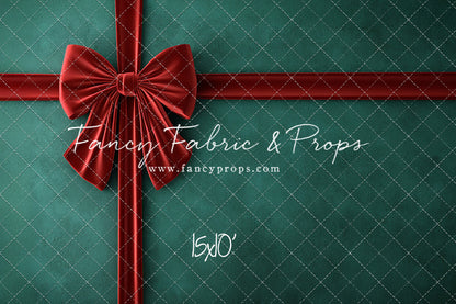 Holly & Velvet - With Sweep Option