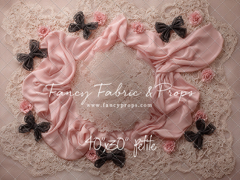 Velvet Noir - Petite