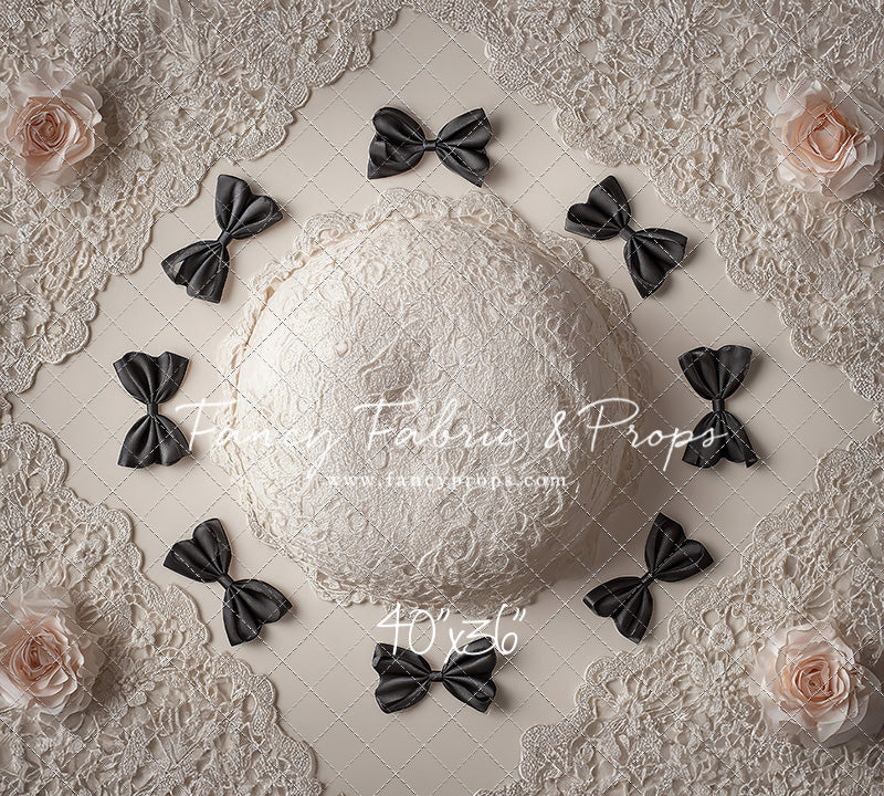 Cameo Charm - Petite