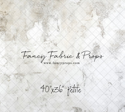 Pale Whisper - Petite