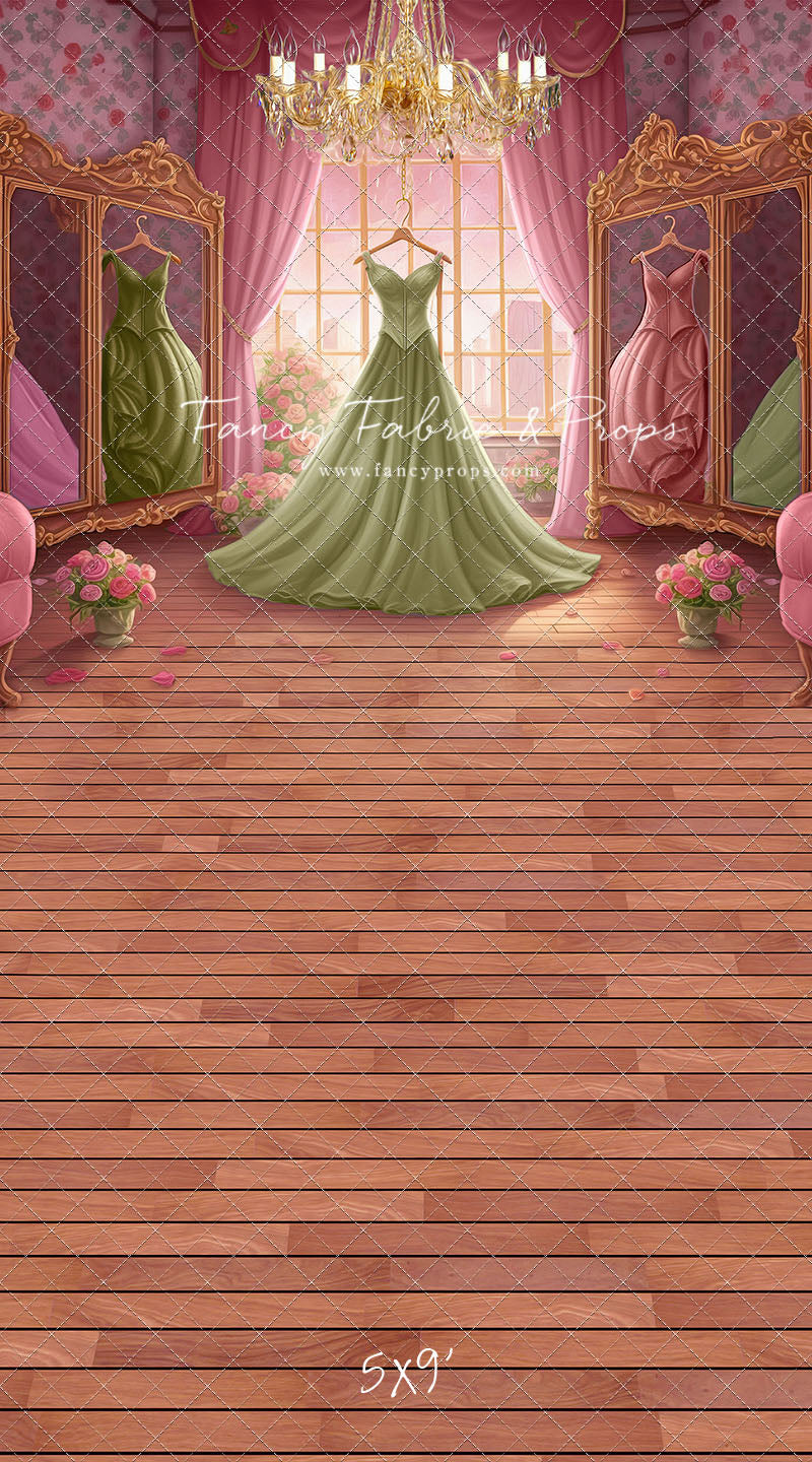 Dress Like A Princess - Green Dress - With Sweep Option
