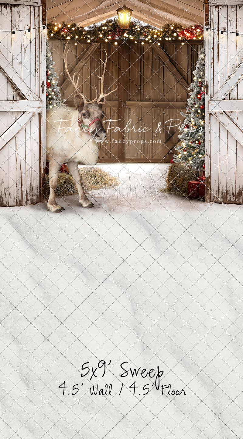 St Nick's Stable - WITH Reindeer - With Sweep Option