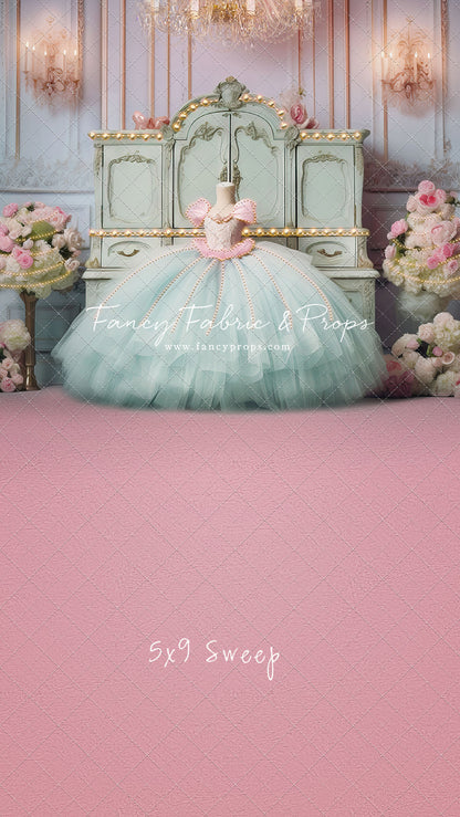 Miss Charlotte - Pink Carpet - With Sweep Option