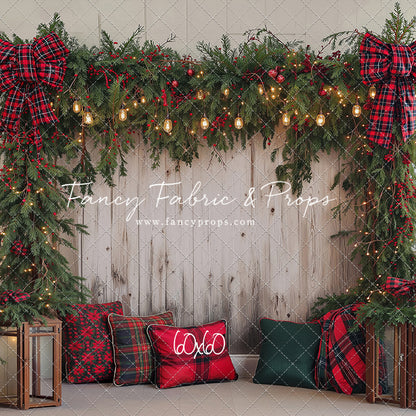 Classic Christmas Garland Wall - With Sweep Option
