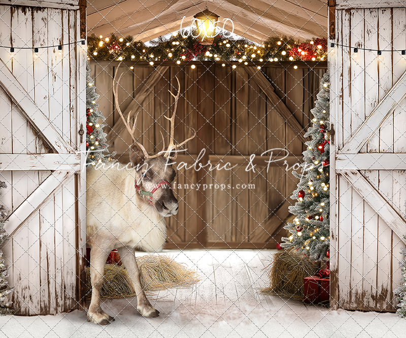 St Nick's Stable - WITH Reindeer - With Sweep Option