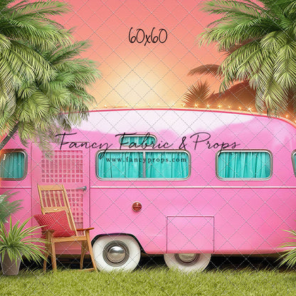 Barbie's Glamper Getaway - Grass Floor - With Sweep Option