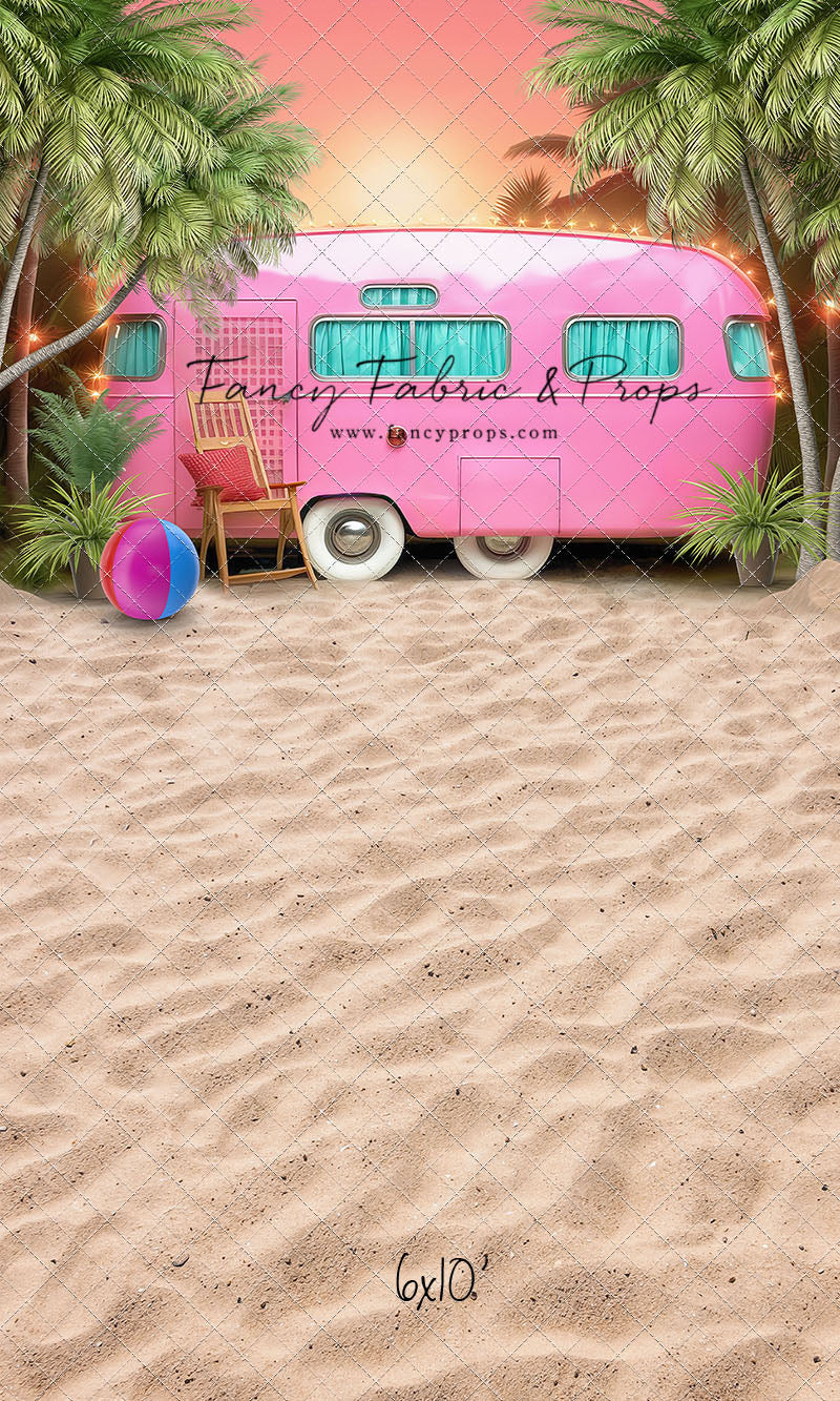 Barbie's Glamper Getaway - Sand Floor - With Sweep Option